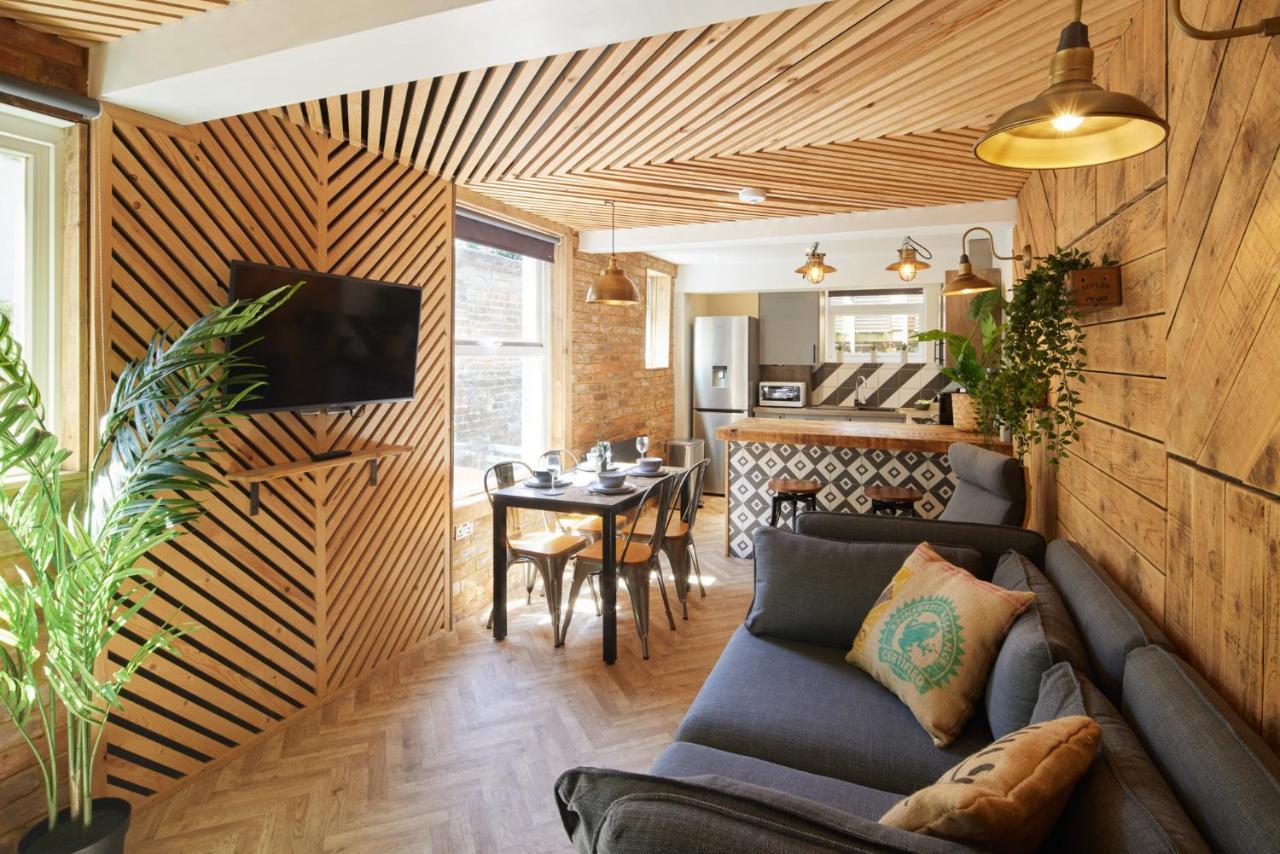 Boho Chic Apartment, - Artists Corner *